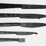 Fruit knives from Nukkumajoki settlement site.jpg